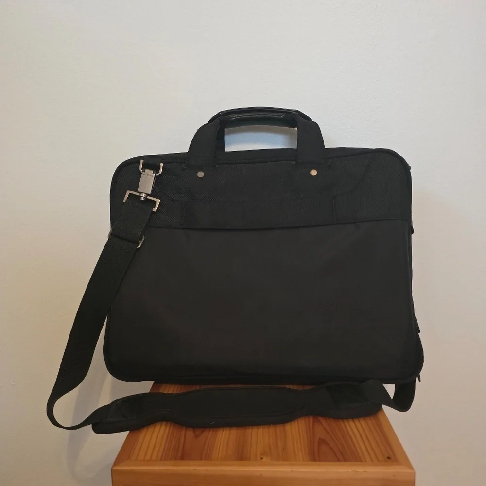 Targus Corporate Traveler Checkpoint-Friendly Traveler Laptop Case